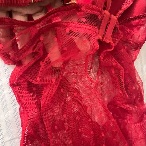 NWT Daisy Fuentes Red Babydoll Lace Lingerie Chemise Bra Small - Picture 5 of 7